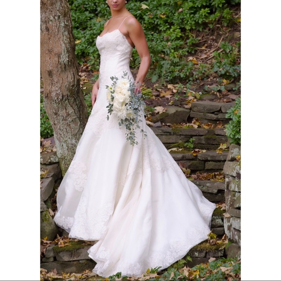 VERA WANG-Le Norte- LUXE COLLECTION Wedding Dress - Picture 4 of 8